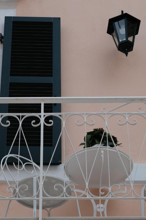 La Cantada - Renovated Apartment In Corfu Town Exterior foto